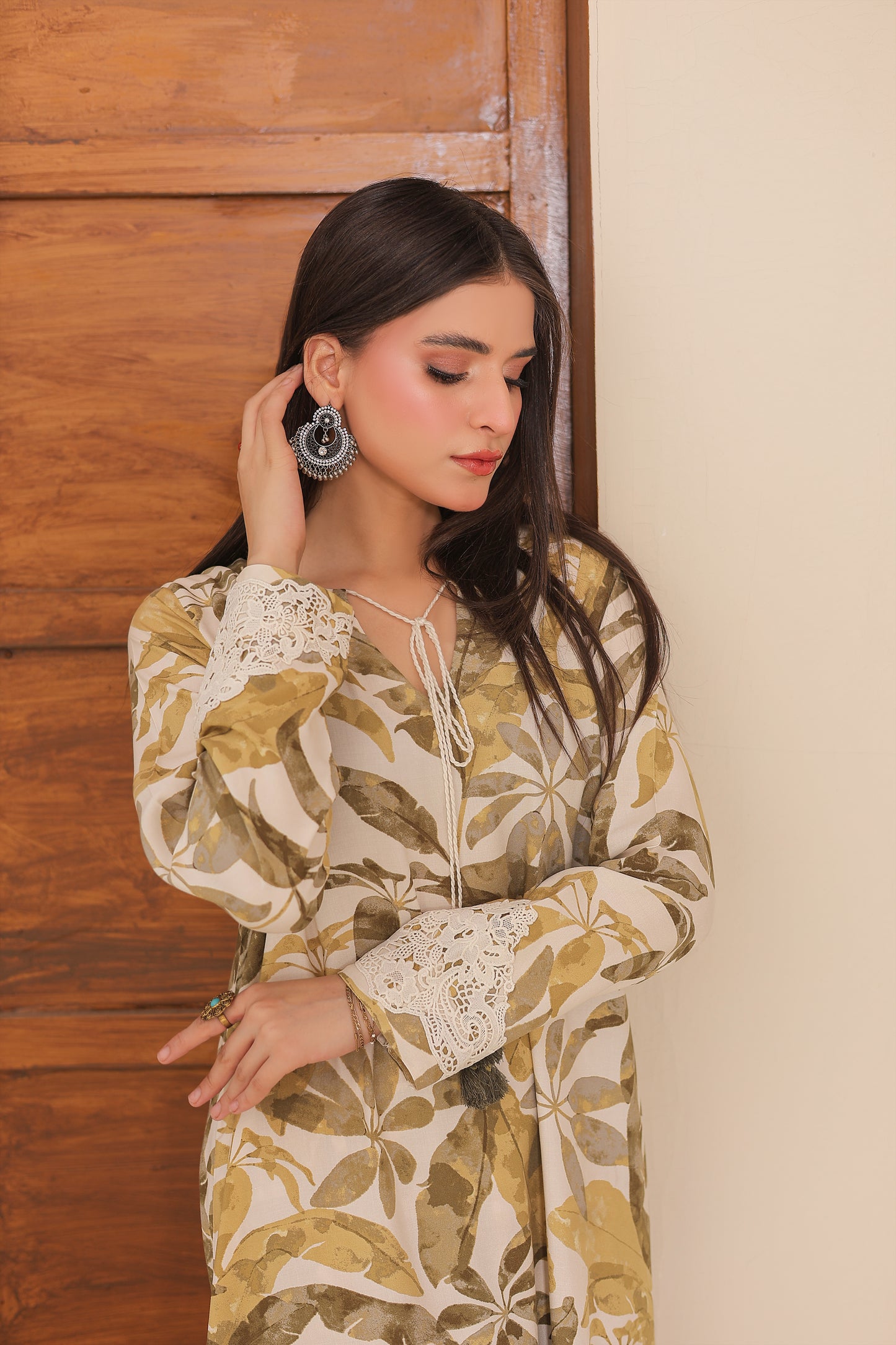 Stitched / viscose Linen